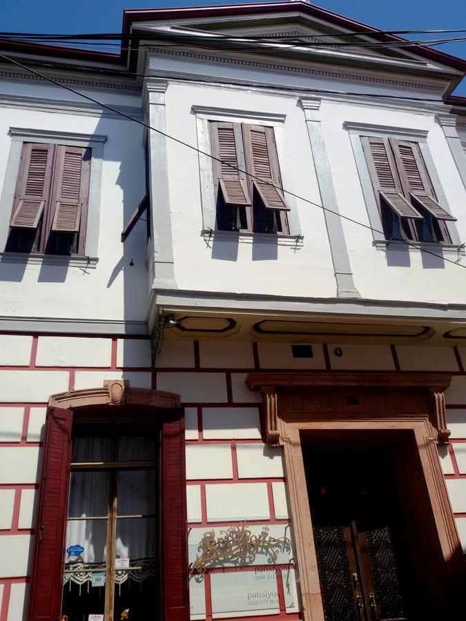 Bonjour Pension Ayvalı Eksteriør billede